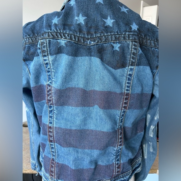 White Crow distressed women’s patriotic denim jean jacket size small - Picture 5 of 12